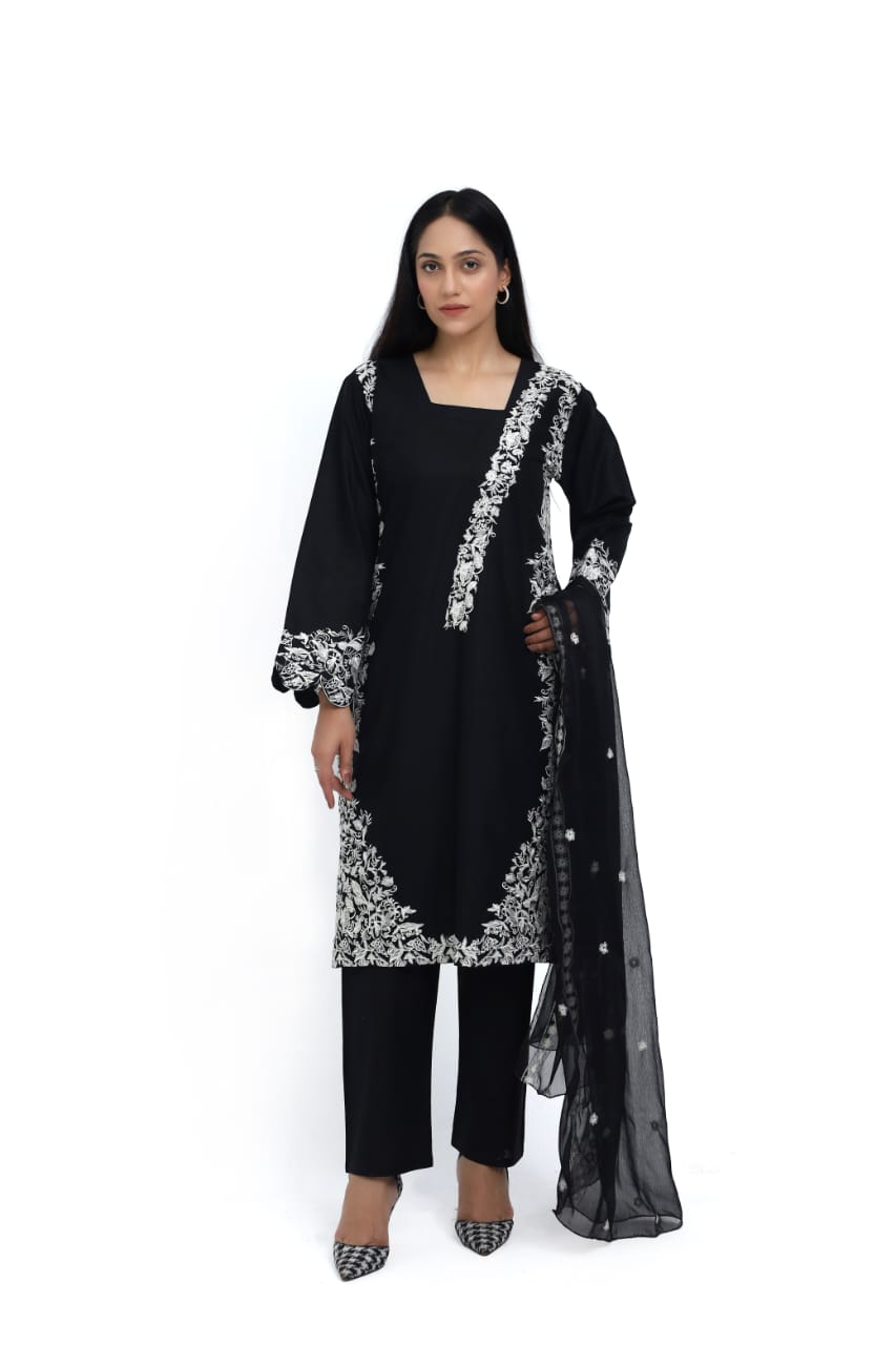 Lawn Luxury: Embroidered 3-Piece Ensemble