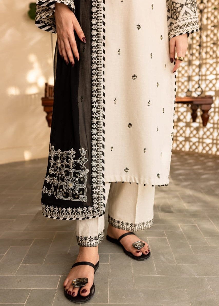 Azadi sale Elegant 3-Piece Cotton Embroidered Stitch Suit