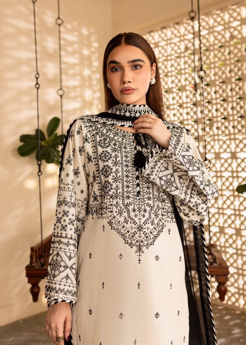 Azadi sale Elegant 3-Piece Cotton Embroidered Stitch Suit