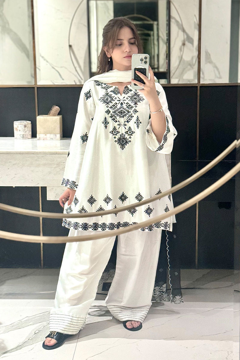 Azadi sale Article name Tana neer 3pc