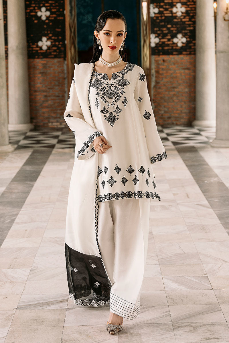 Azadi sale Article name Tana neer 3pc